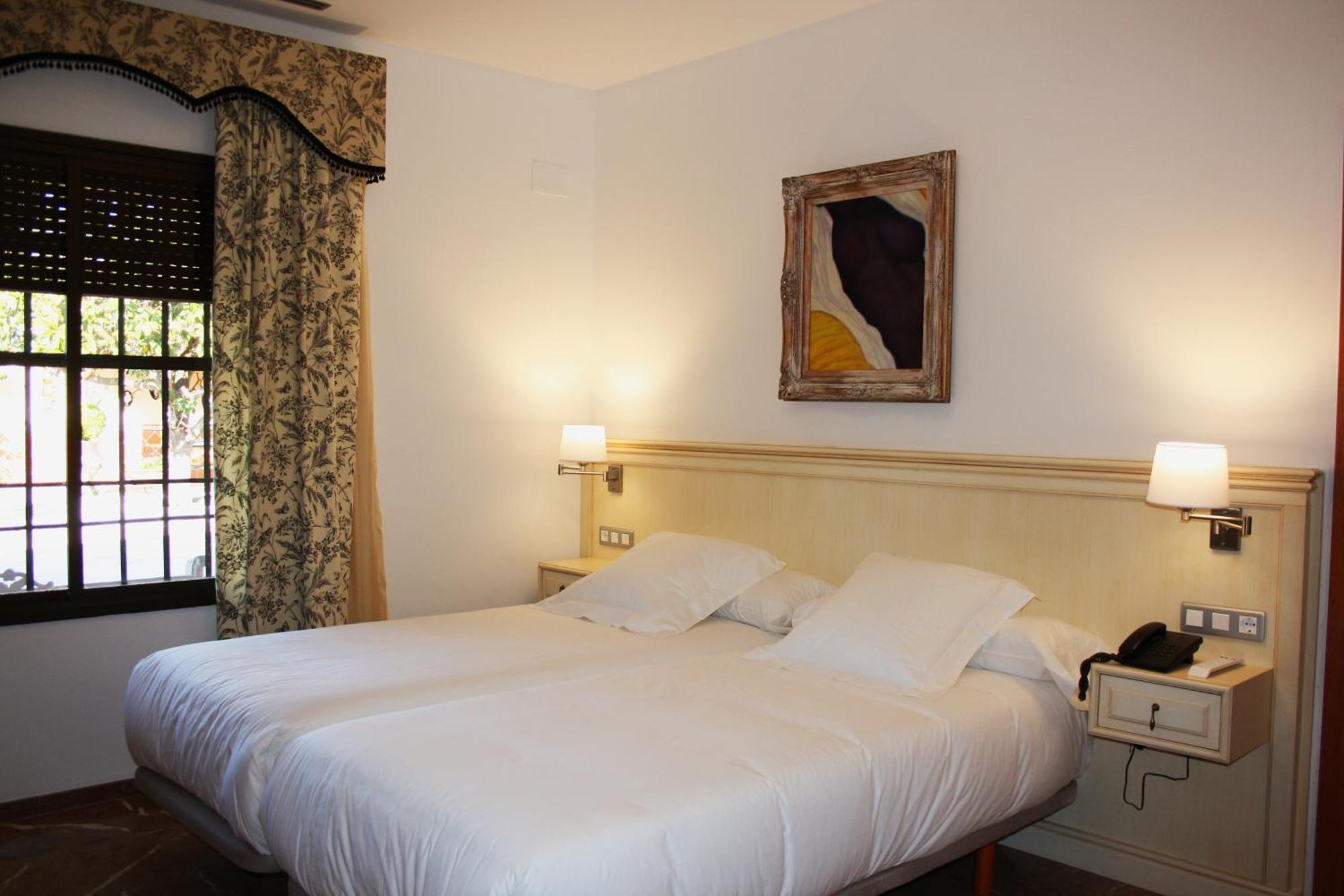 Hotel Riad Arruzafa Cordoba Oda fotoğraf